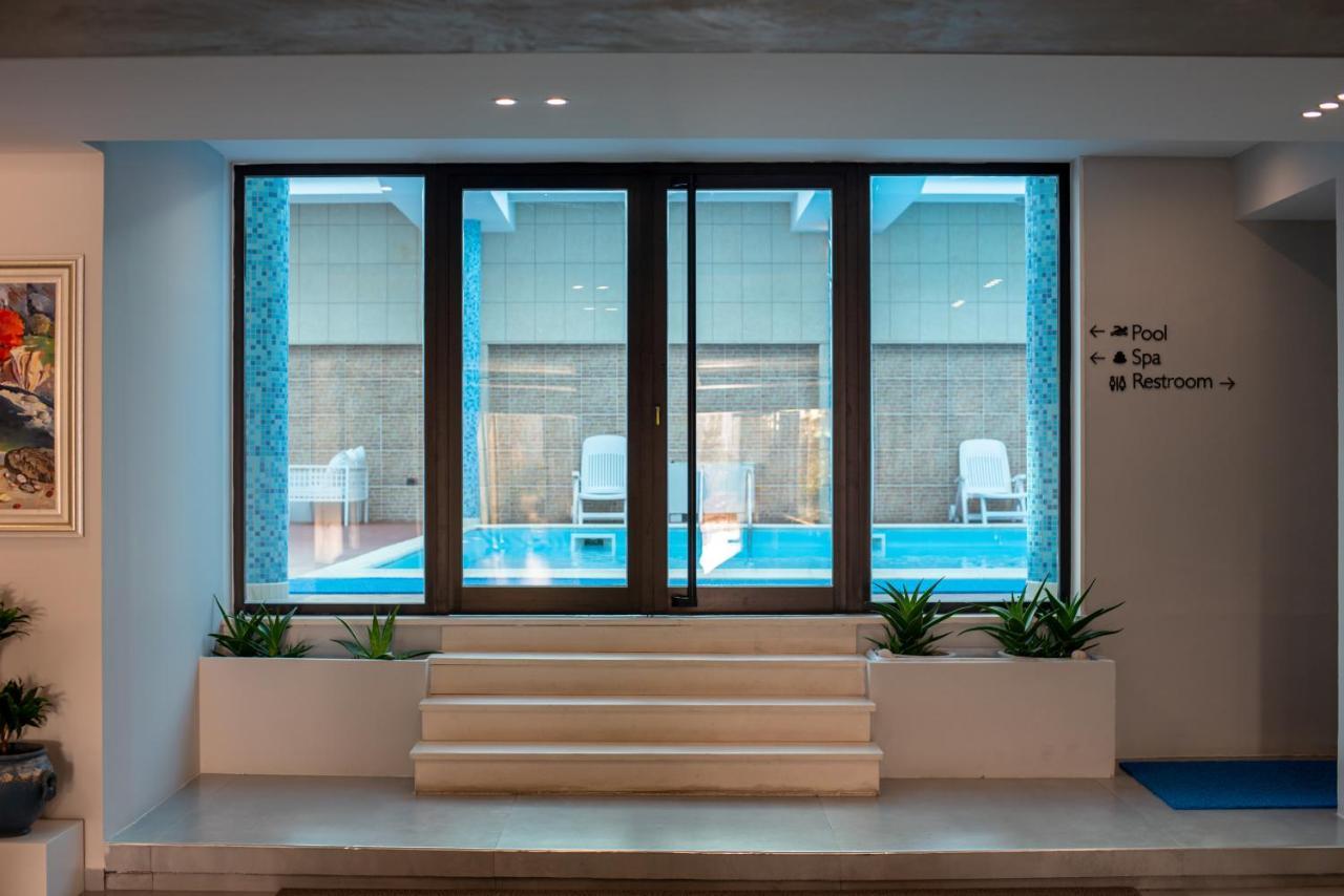 Hotel International